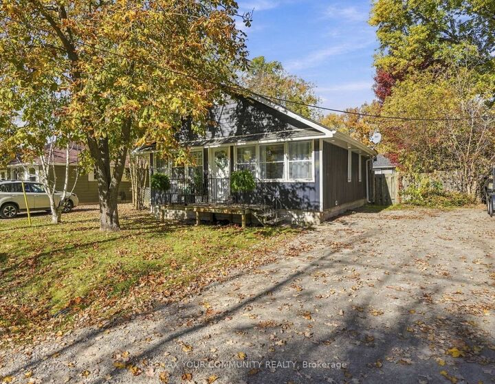 Property Photo:  141 Cooks Bay Drive  ON L4P 2M2 
