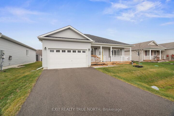 Property Photo:  8 Sinclair Crescent  ON L3V 8J9 