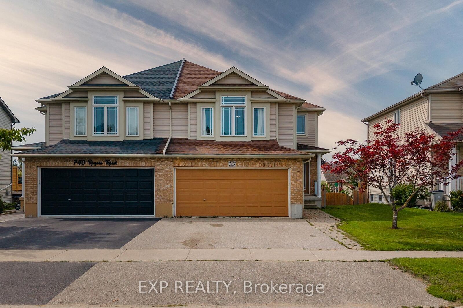 Property Photo:  742 Rogers Road  ON N4W 0A1 