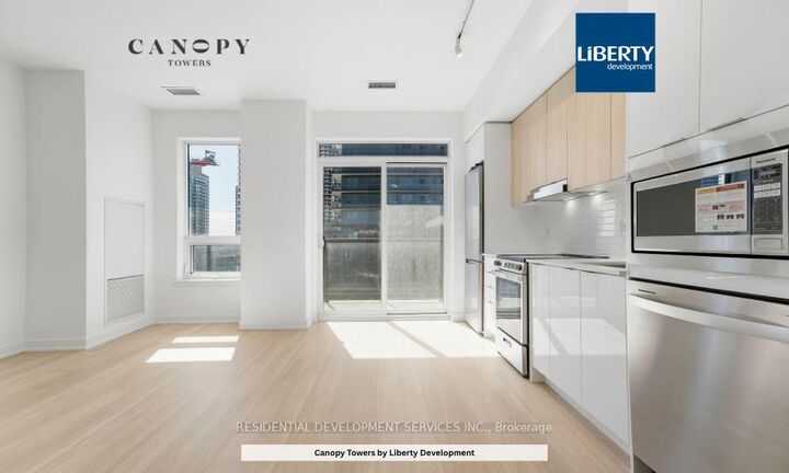 Photo de la propriété:  5105 Hurontario Street A-630  ON L4Z 0C3 