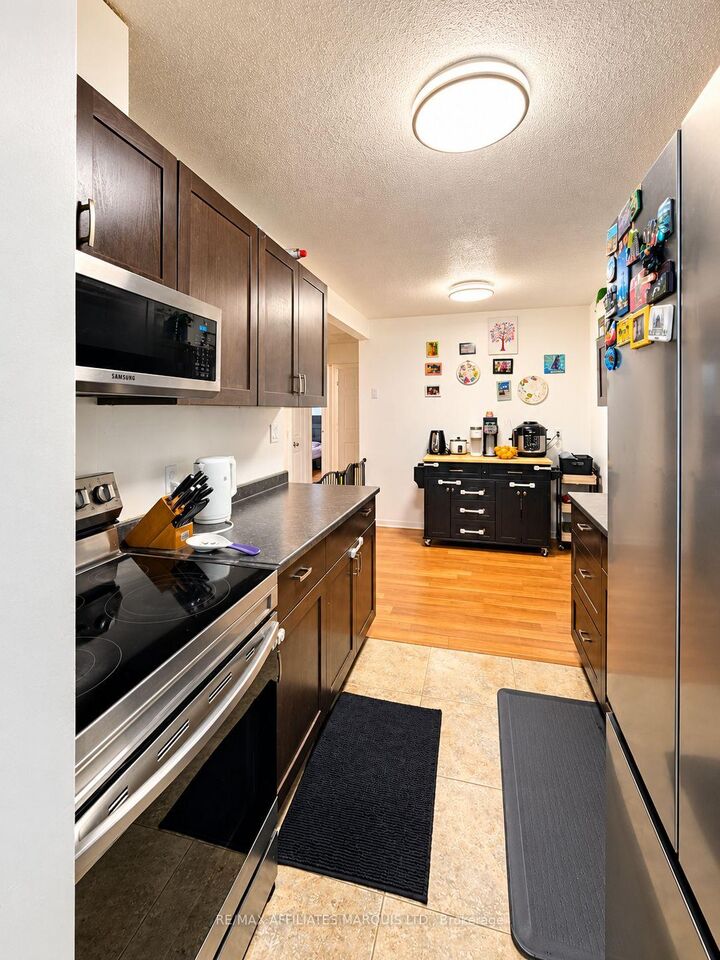 Property Photo: 65 Race Street 6 ON K6H 1G7