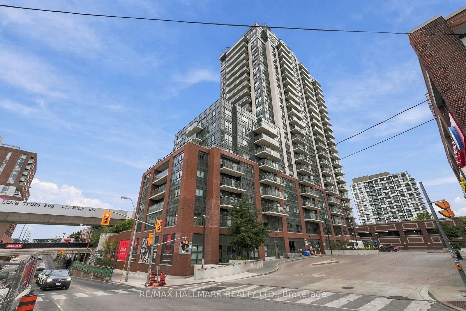Property Photo:  1420 Dupont Street 1408  ON M6H 4J8 