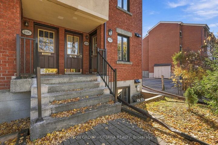 Property Photo:  1092 Blasdell Avenue  ON K1K 0C3 