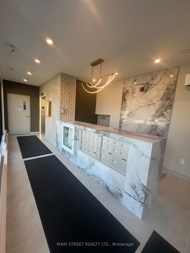 Property Photo: 52 Prospect Street 401 ON L3Y 3S9