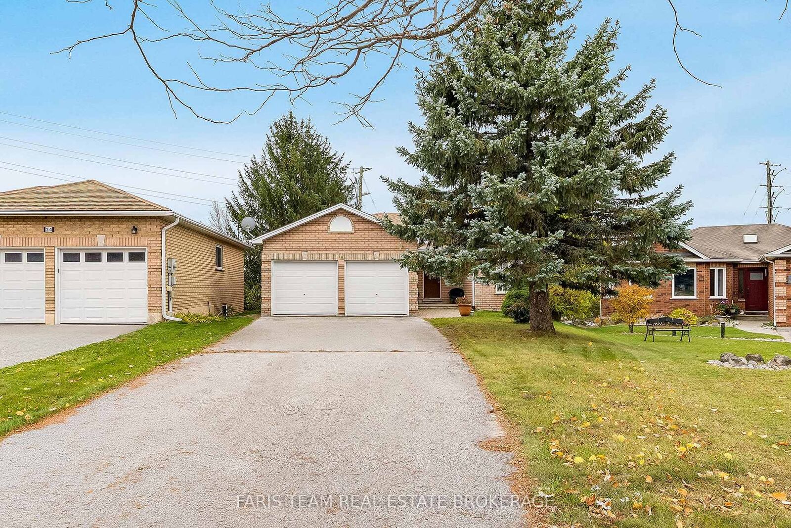 Property Photo:  26 Sundew Drive  ON L4N 9L8 