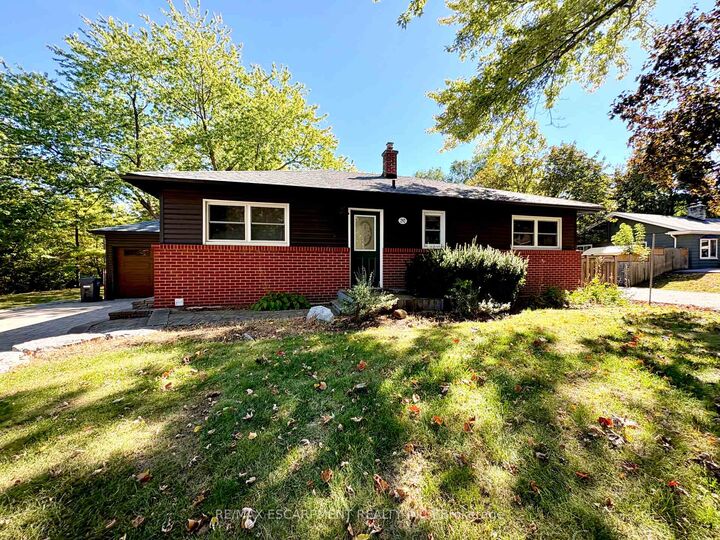 Property Photo:  292 Woodward Avenue  ON L9T 1V2 