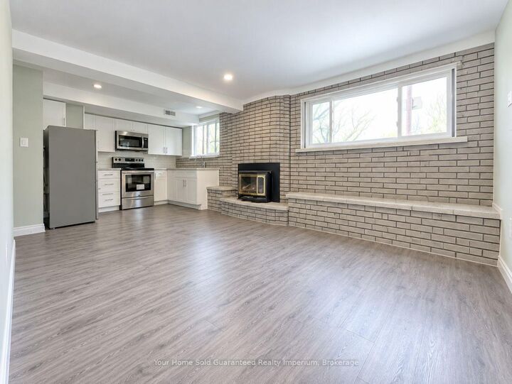 Property Photo:  3 Ramsey Street Lower  ON L2N 2K2 