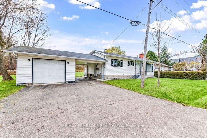 Property Photo:  180 Everett Street  ON K8A 3W1 