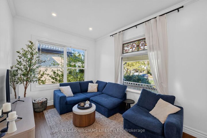 Property Photo:  581 Central Avenue  ON N6B 2G5 