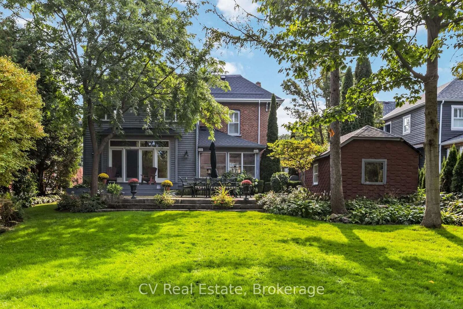 Property Photo:  54 Bruce Street  ON N0H 2P0 