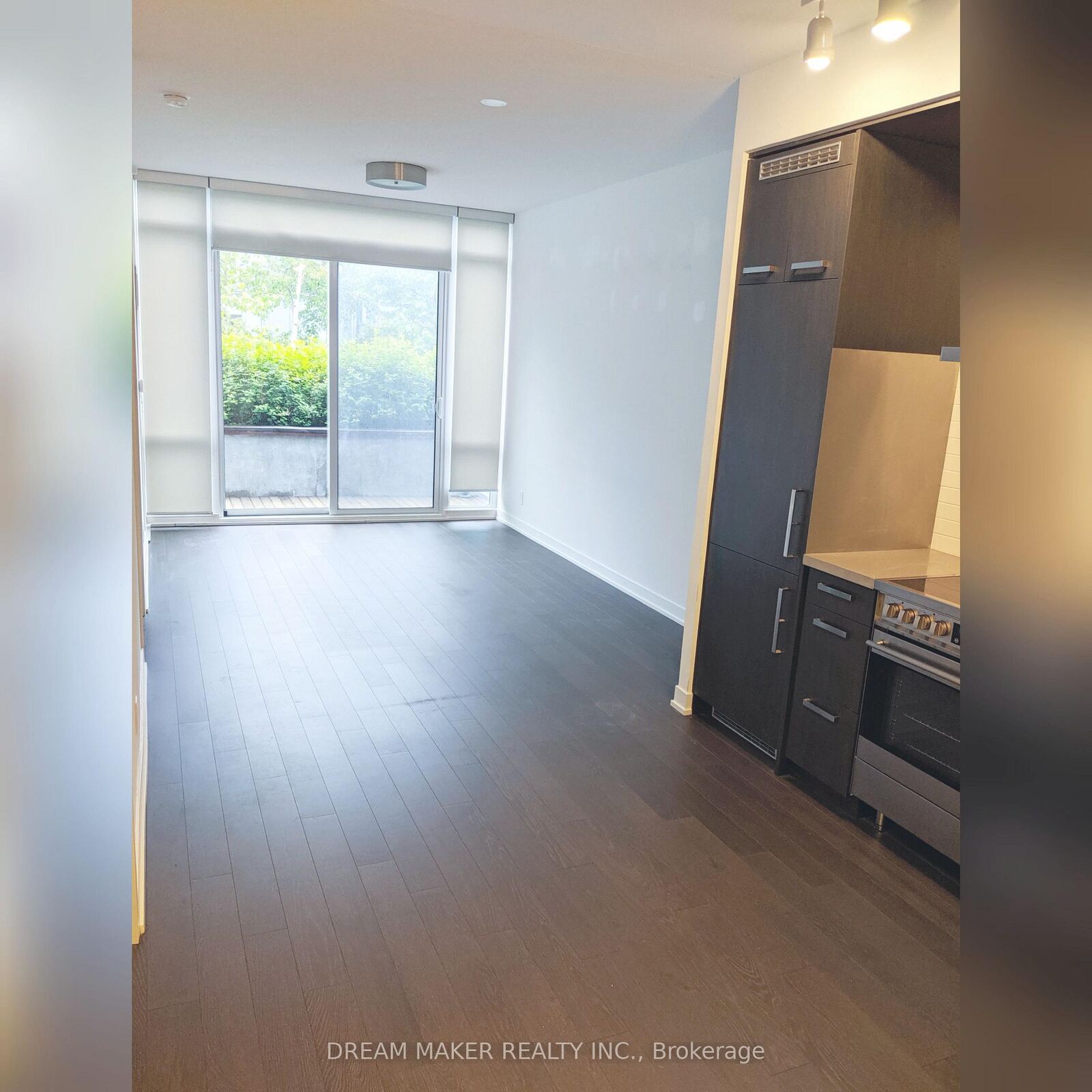Property Photo: 455 Front Street E 4 ON M5A 0G2