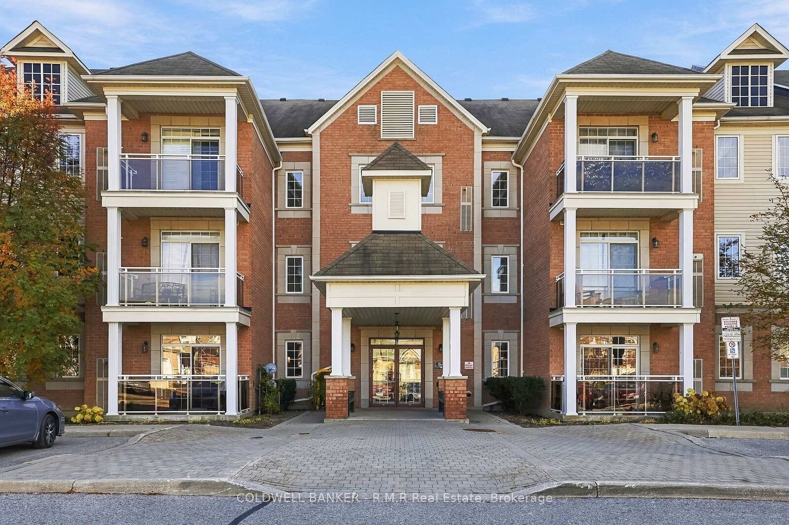 Photo de la propriété:  54 Harvey Johnston Way 318  ON L1M 0J7 