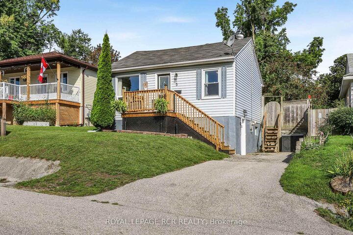 Property Photo:  5 Argyle Avenue  ON L3V 2V5 