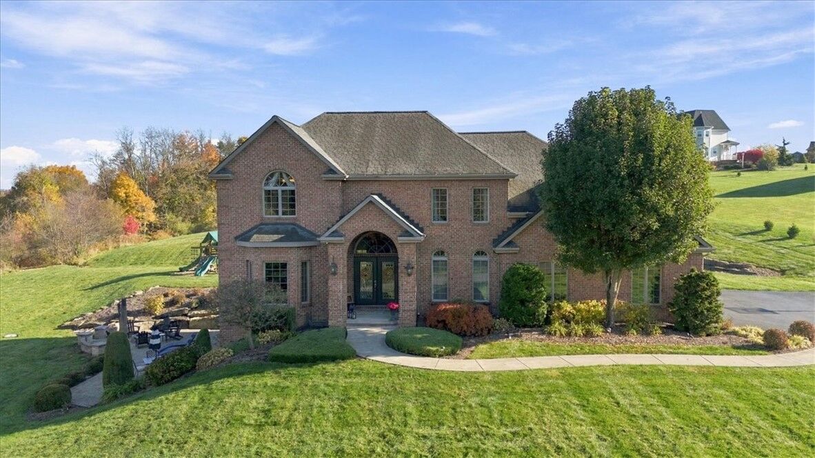 Property Photo:  131 Timberlee Dr  PA 16033 