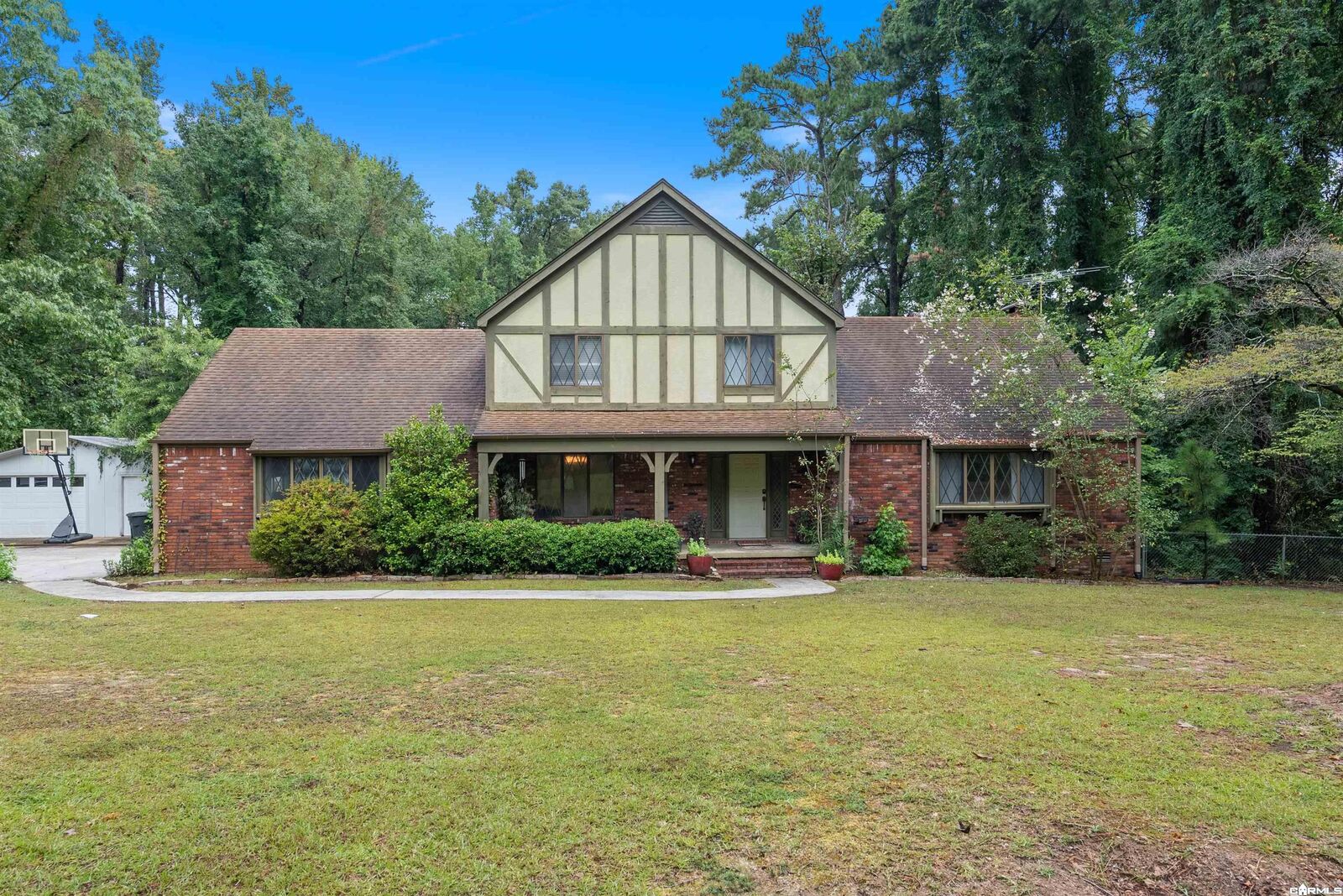 Property Photo:  52 Pinecrest Circle  AR 72150 