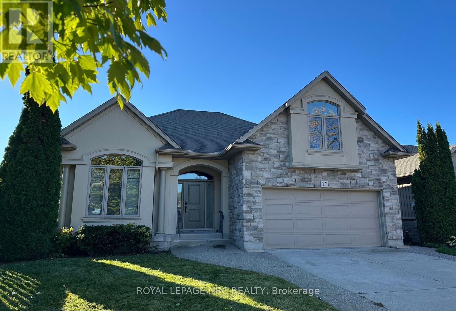 Property Photo: 17 Willcher Drive ON L2M 6R2