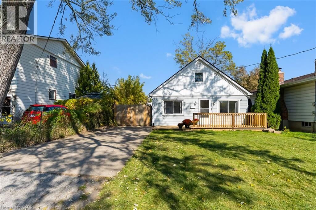 Property Photo:  20 Kirk Street  ON L2S 1B7 