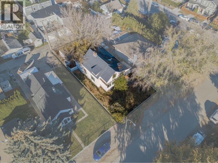 Property Photo: 2166 Aberdeen Street BC V1Y 2T4