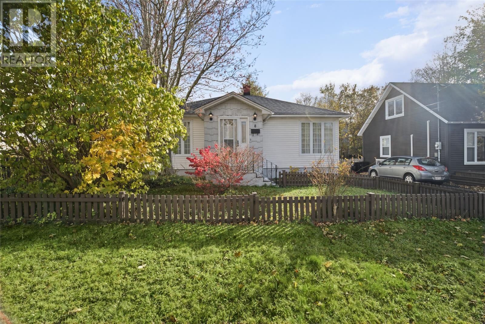 Property Photo: 8 Tunis Court NL A1A 1T9