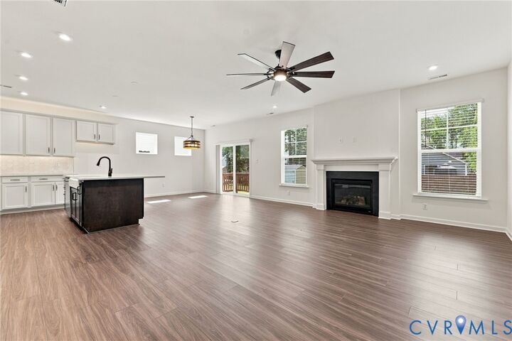 Property Photo:  7712 Hawthorne Avenue  VA 23227 