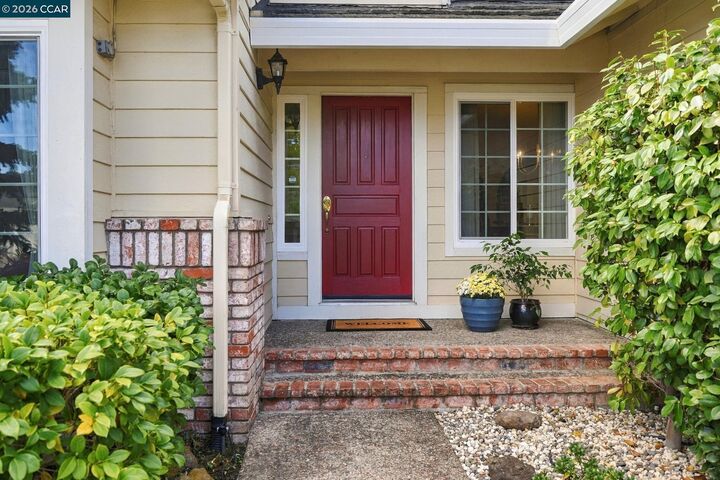 Property Photo:  311 Meadowood Ct  CA 94523 