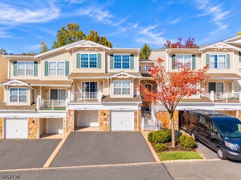 Property Photo: 1008 Robin Ct NJ 08812