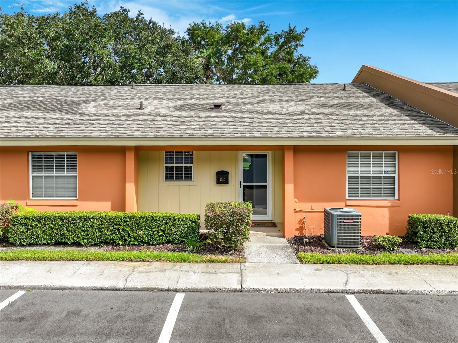 Property Photo: 4940 Tangerine Avenue 4940 FL 32792
