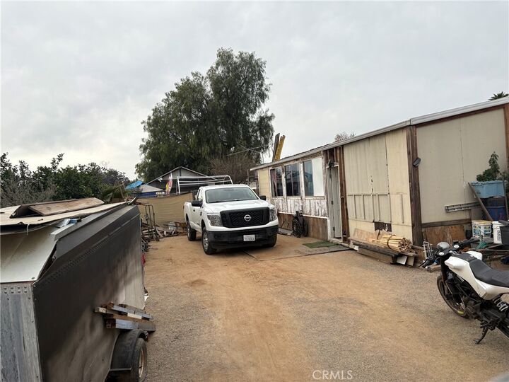 Property Photo:  25105 Avenida Valencia  CA 92548 
