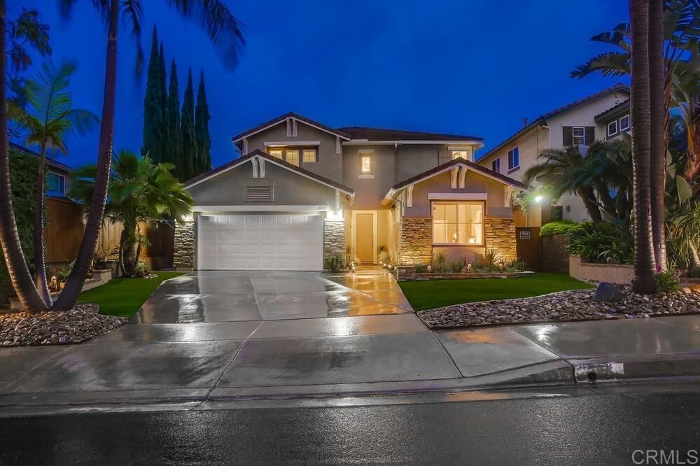 Property Photo:  2285 Hillyer Street  CA 92008 