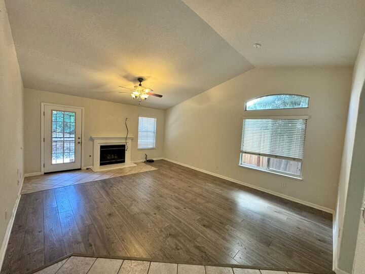 Property Photo: 204 Sapphire Court CA 95678