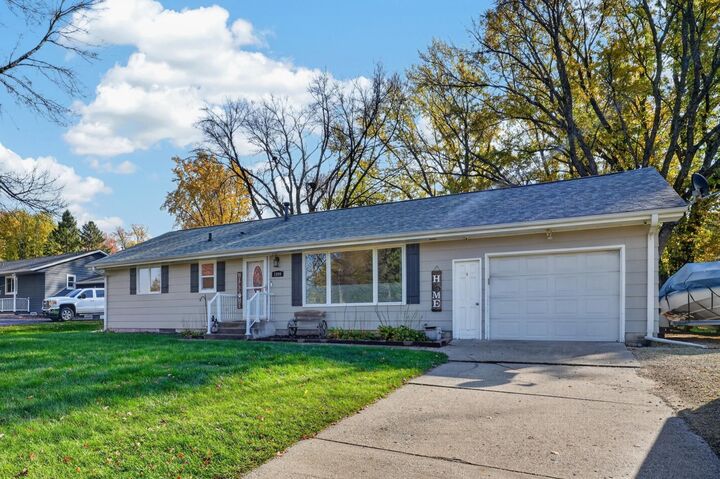 Property Photo: 1809 Jefferson Road MN 55057