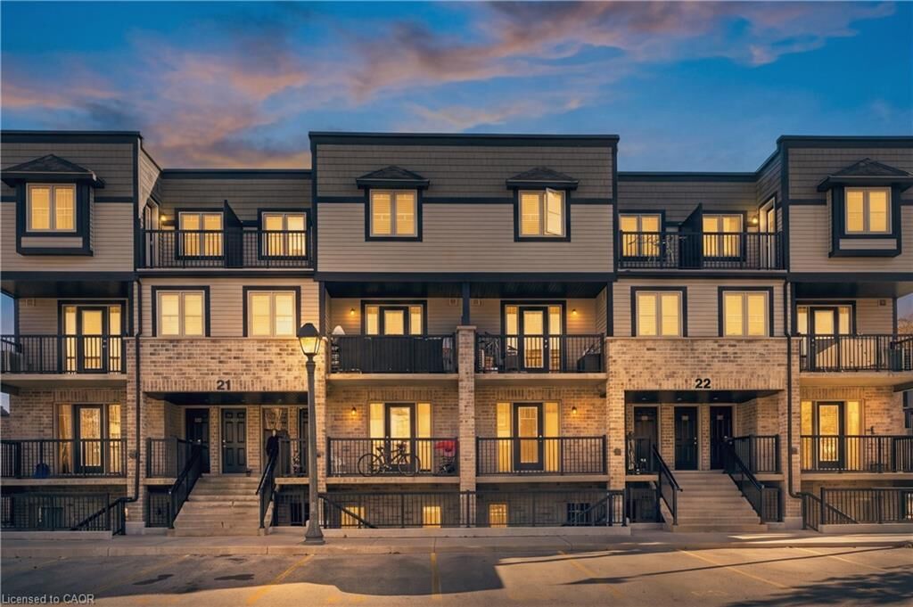 Property Photo:  1989 Ottawa Street S 22B  ON N2E 0C7 