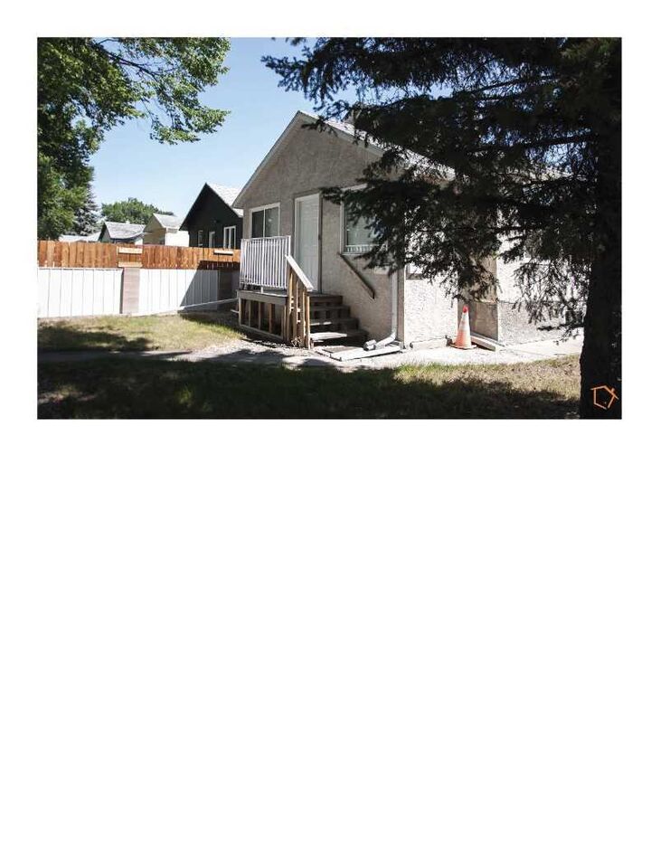 Property Photo:  305A 12C Street N  AB T1H 2M8 