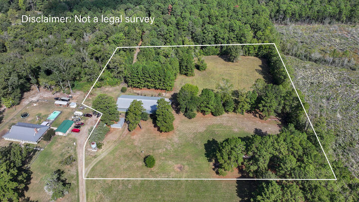 Property Photo:  250 Leonard Hunt Rd  LA 71446 