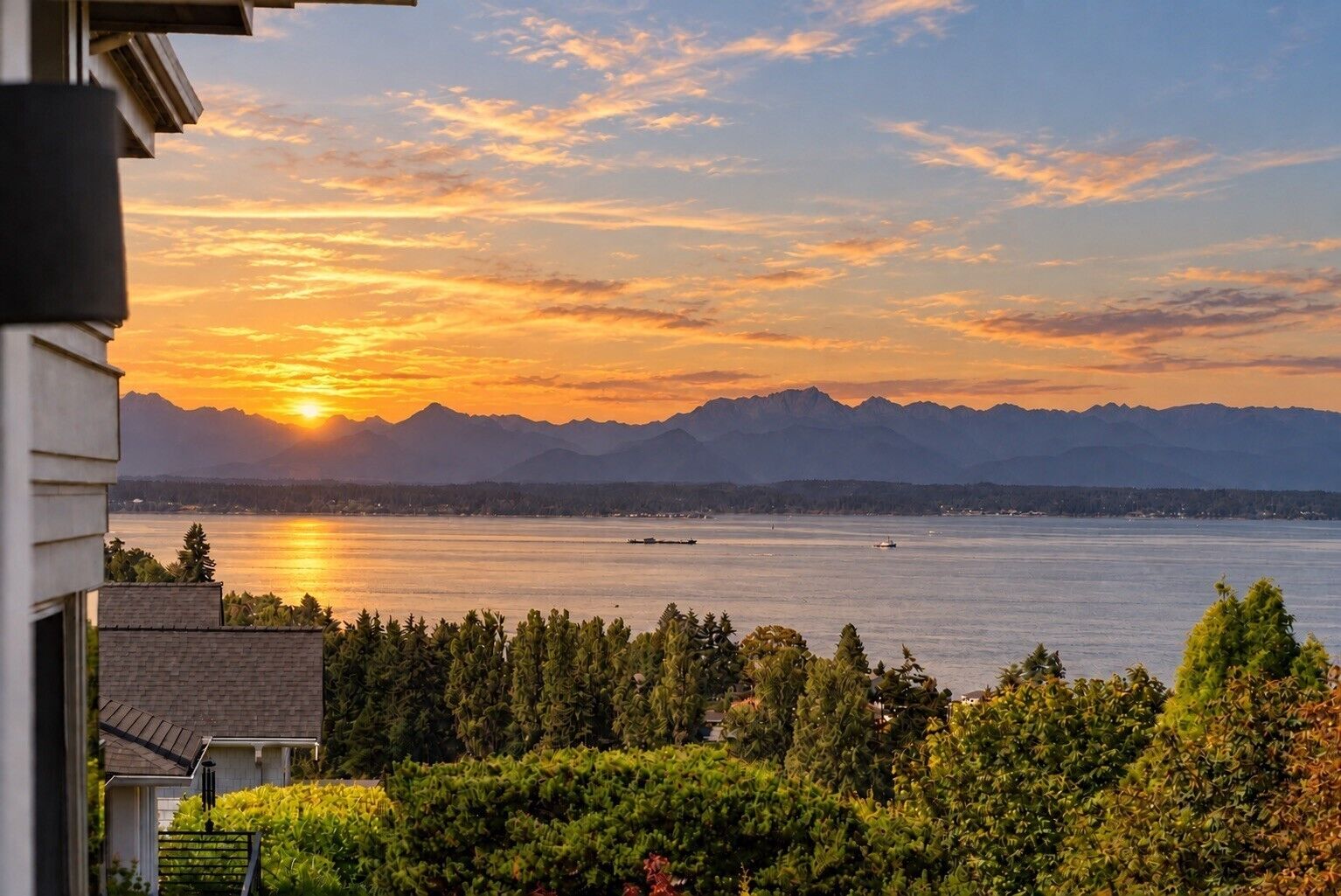 Property Photo: 2103 NW 96th WA 98117