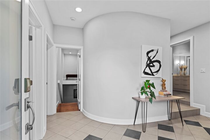Property Photo: 1721 Ferry Avenue SW WA 98116