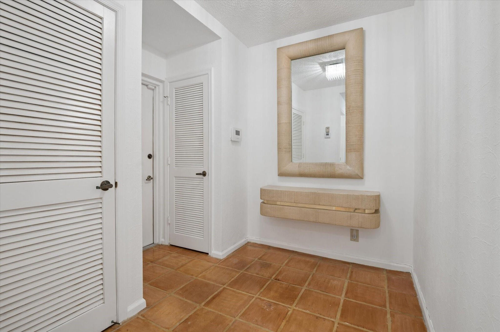 Property Photo:  4110 W Palm Aire Drive 101B  FL 33069 