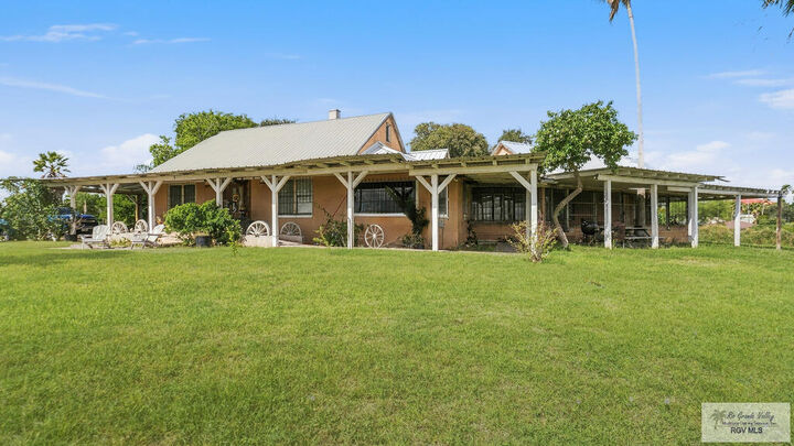 Property Photo:  4051 La Floresta Rd  TX 78570 