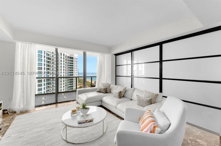 Property Photo:  5875 Collins Ave 1503  FL 33140 