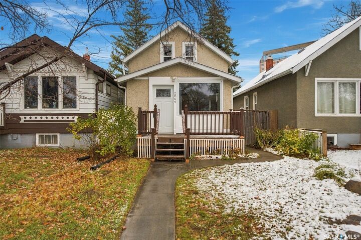 Property Photo: 2069 Montreal Street SK S4P 1L5