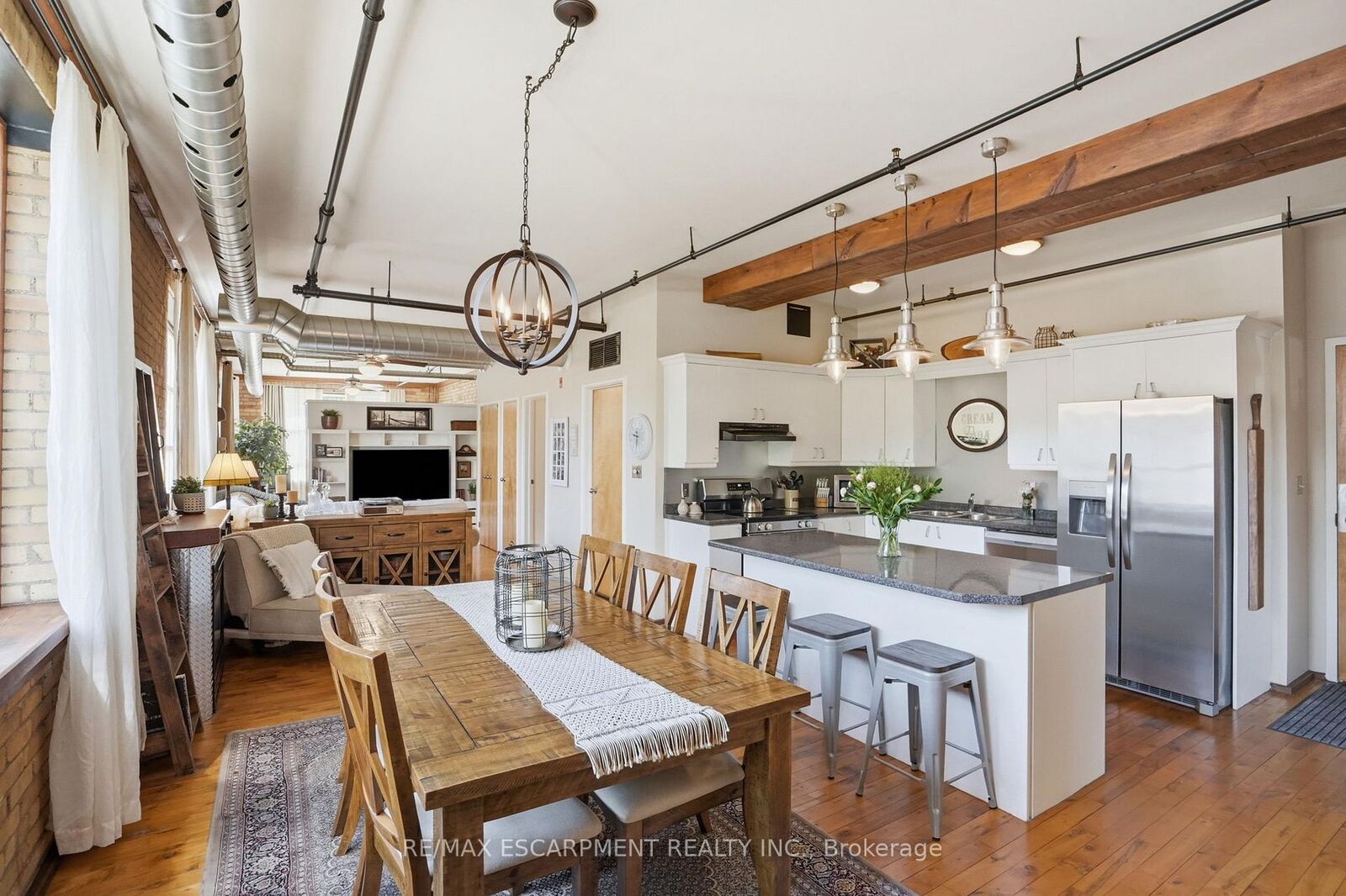 Property Photo:  36 Margaret Street 21  ON L8P 4C8 