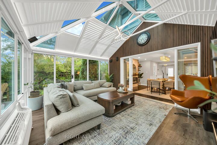 Property Photo:  630 Kilbirnie Place  ON L7L 2M4 