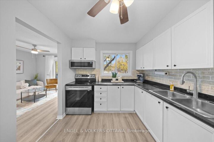 Property Photo: 340 Fenerty Court 4 ON K2L 3A8