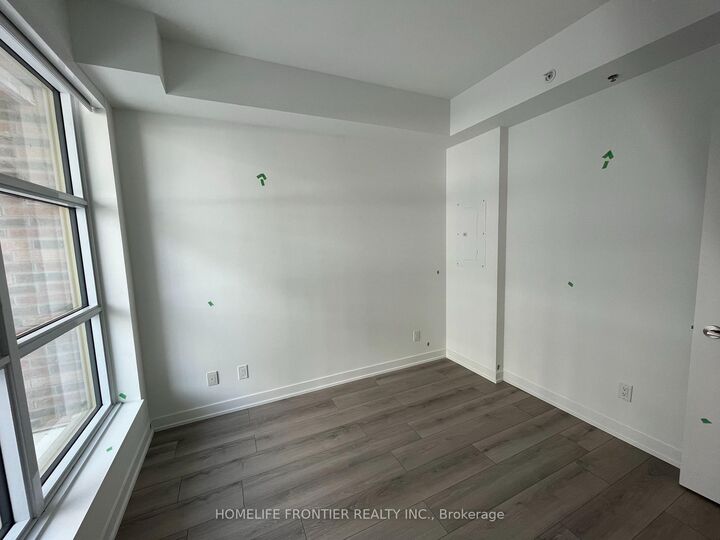 Property Photo:  1787 St. Clair Avenue N 513  ON M6N 1J6 