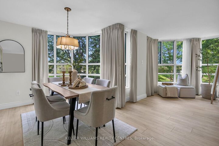 Property Photo: 7905 Bayview Avenue 204 ON L3T 7N3