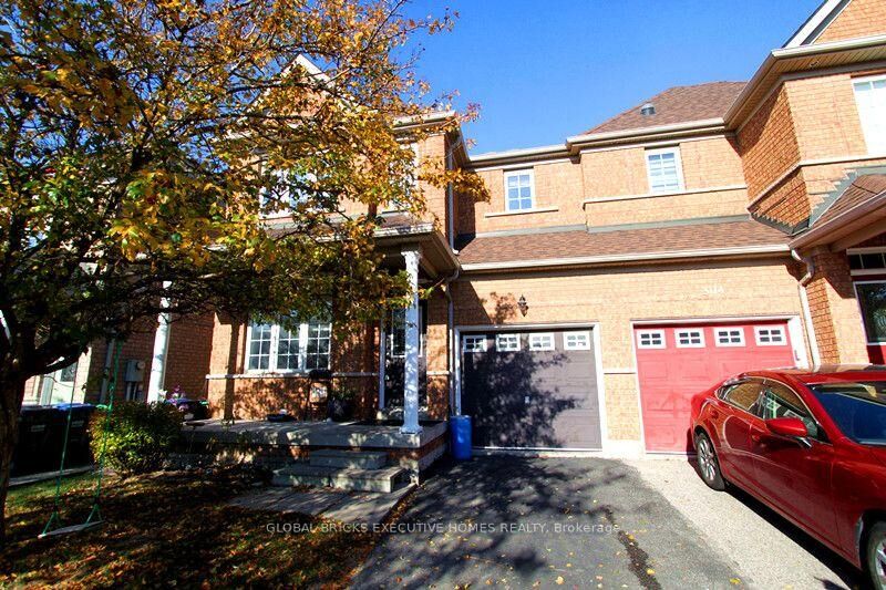 Property Photo: 3116 Wrigglesworth Crescent ON L5M 6W7