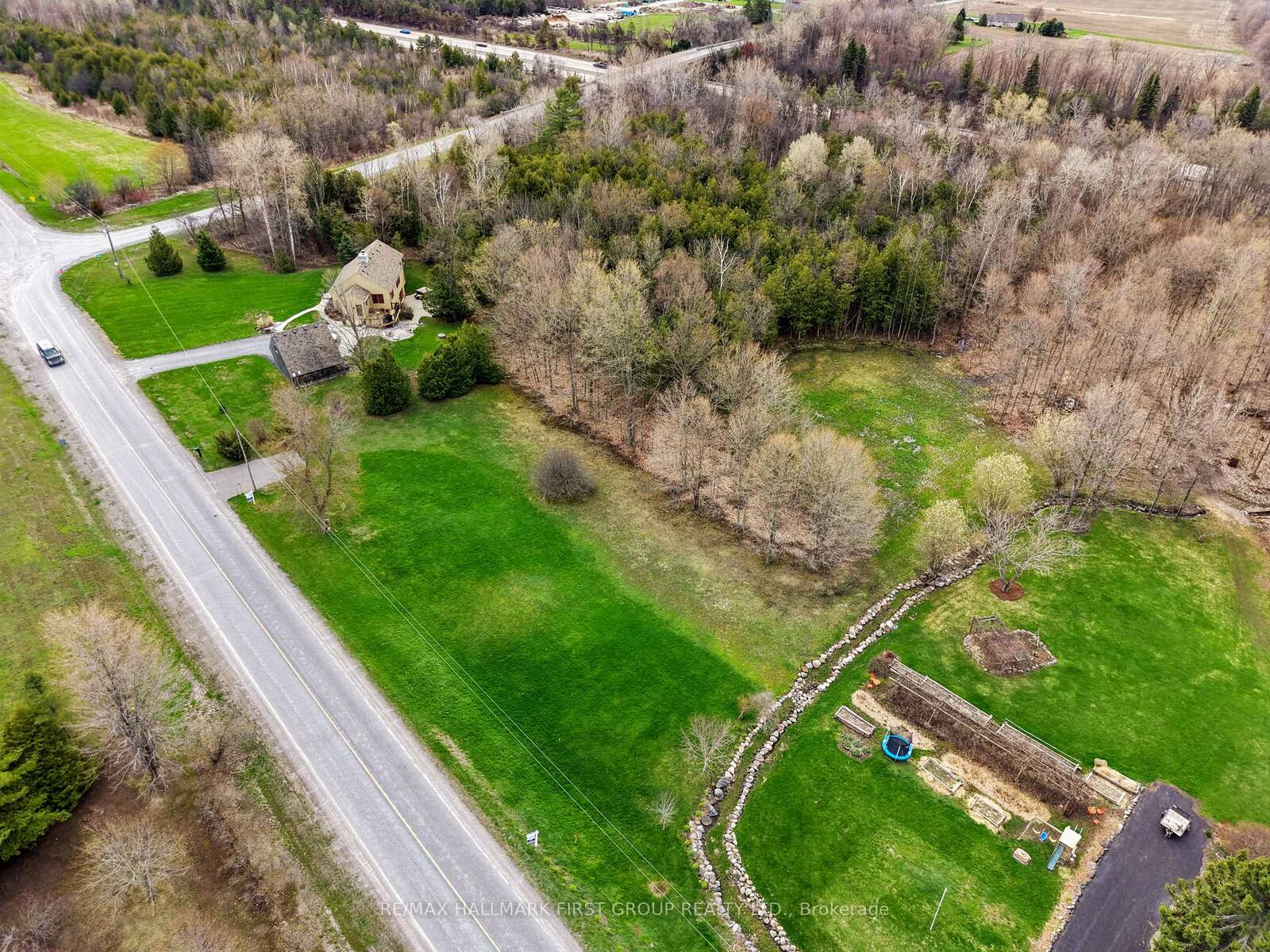 Property Photo:  426 Gully Road  ON K9A 4J8 