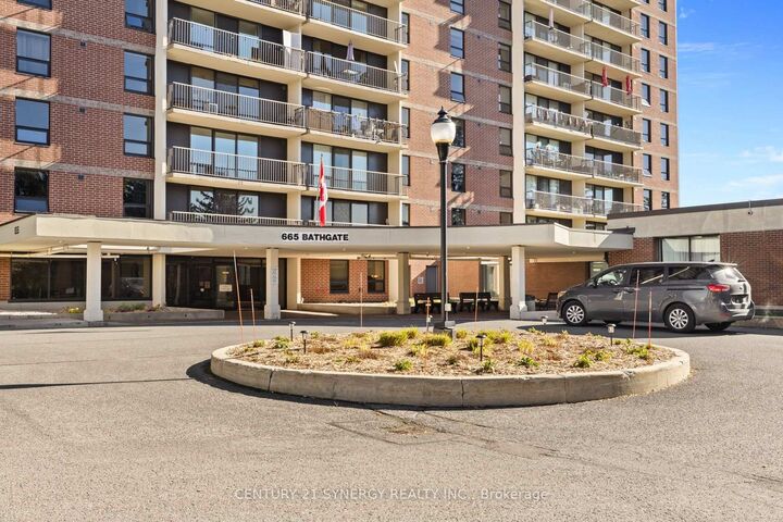 Property Photo:  665 Bathgate Drive 905  ON K1K 3Y4 