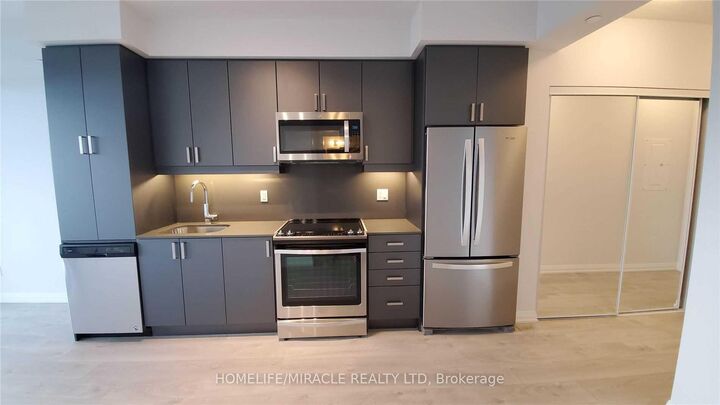 Property Photo:  7895 Jane Street 710  ON L4K 0K2 