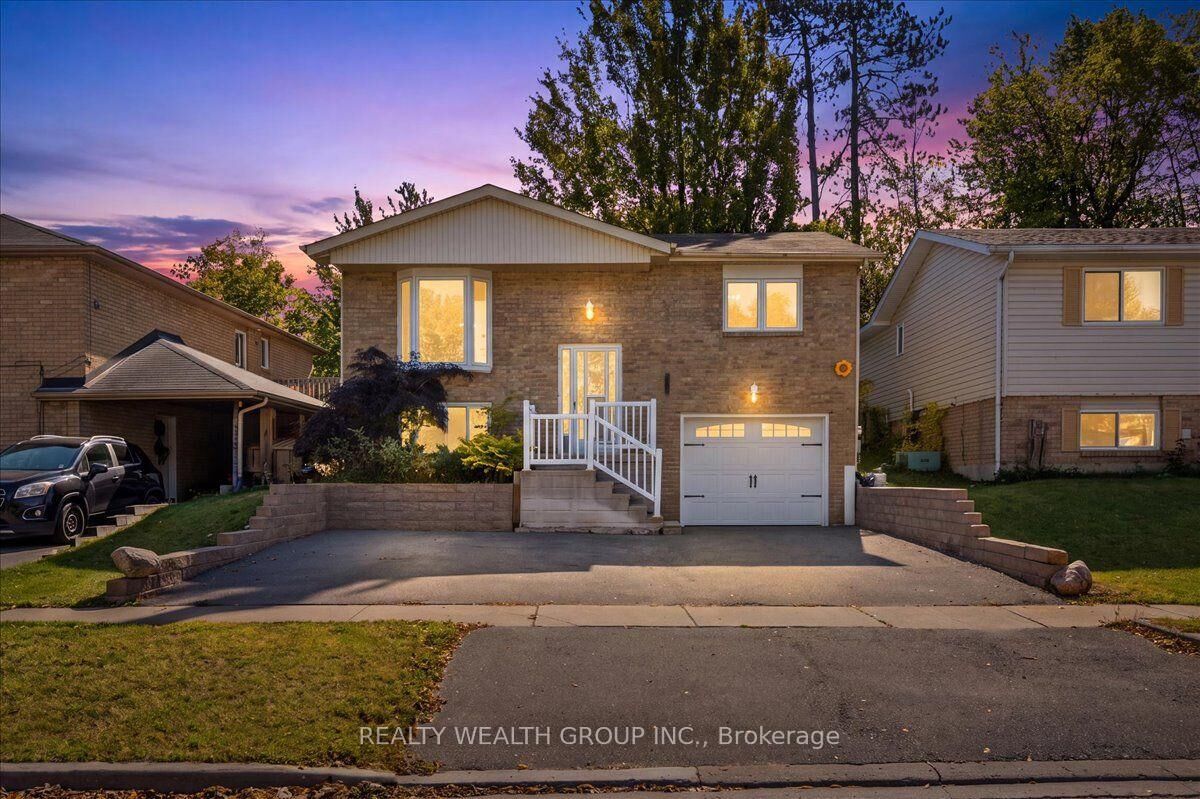 Property Photo:  11 Bristow Court  ON L4N 6T1 